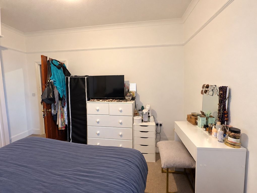 Property photo 3 of 5 Picture No. 09