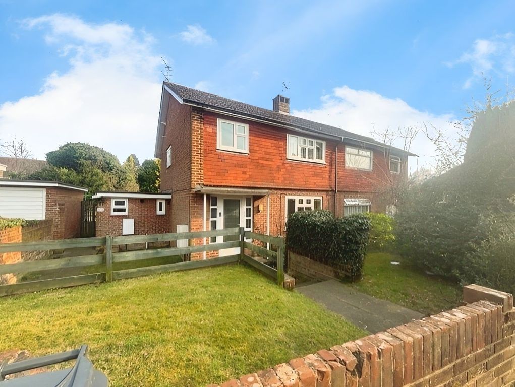 Property photo 1 of 8