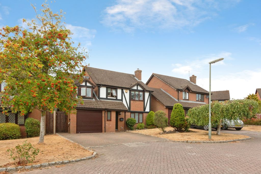 Property photo 1 of 17 Pbox-Img.Jpg