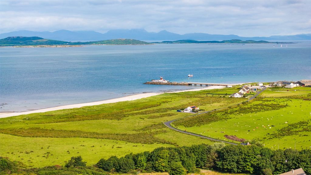 Property photo 3 of 20 Picture No. 20