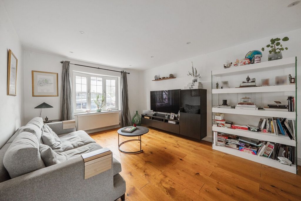 Property photo 1 of 11 Picture No. 21