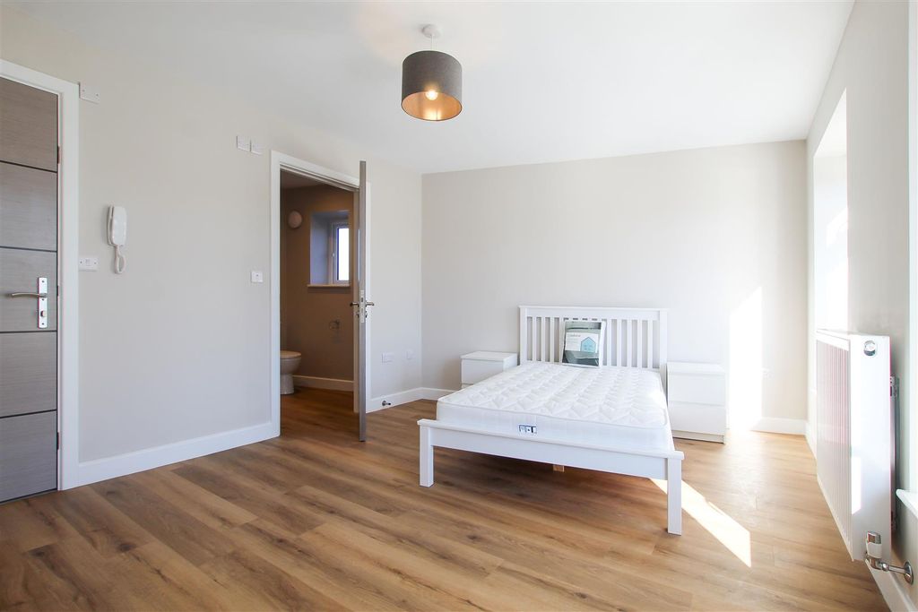 Property photo 3 of 12 Img_0529.Jpg