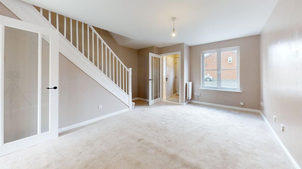 Property photo 2 of 16 4-Steele-Place-Living-Room.Jpg