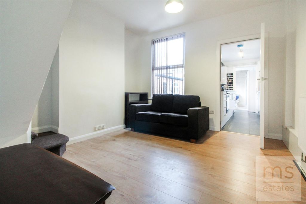 Property photo 2 of 11 Img_7191.Jpg