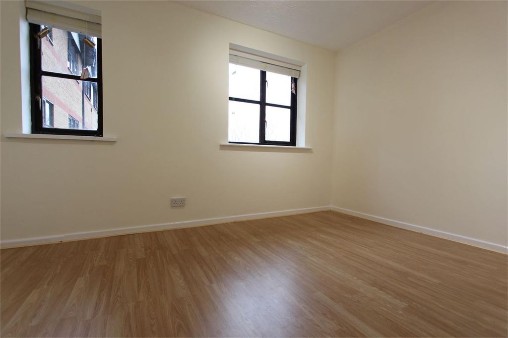 Property photo 3 of 9 8.Jpg