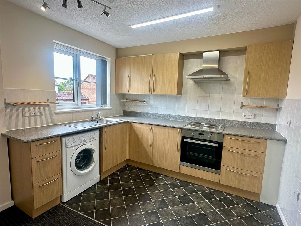 Property photo 2 of 10