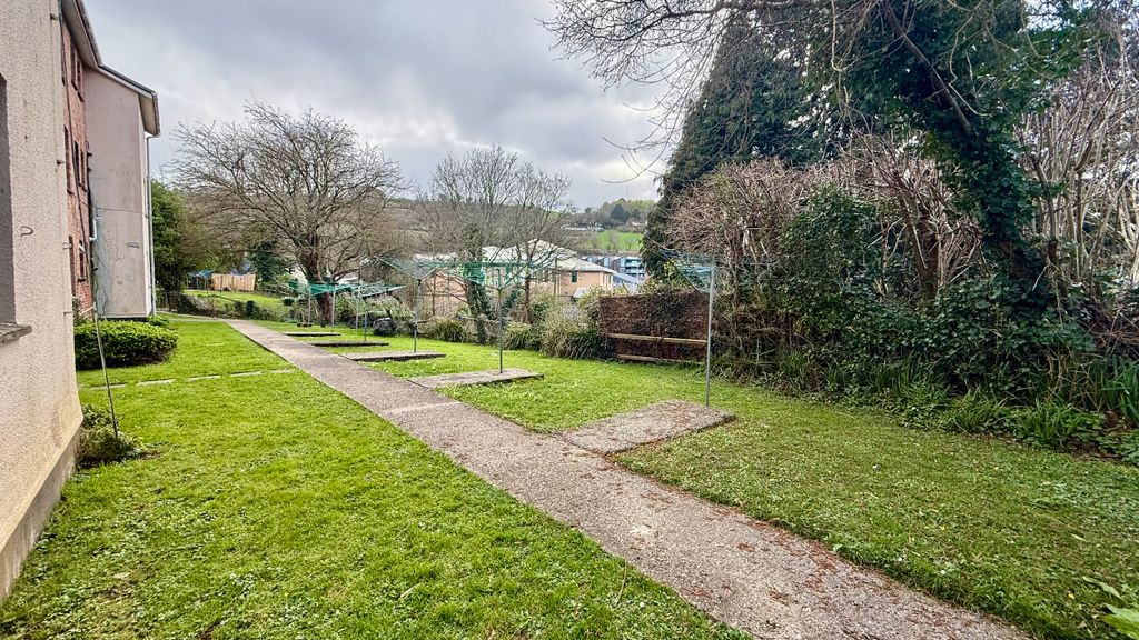 Property photo 3 of 10 Img_2350