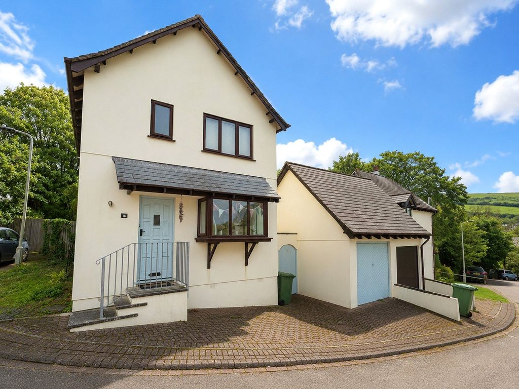 Property photo 1 of 18 1 - Picture No. 40