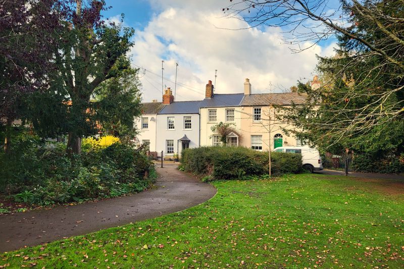 Property photo 3 of 18 Photo 3