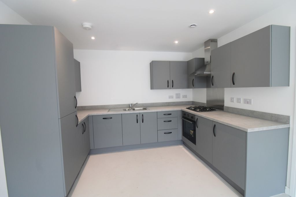 Property photo 3 of 10 Img_0700