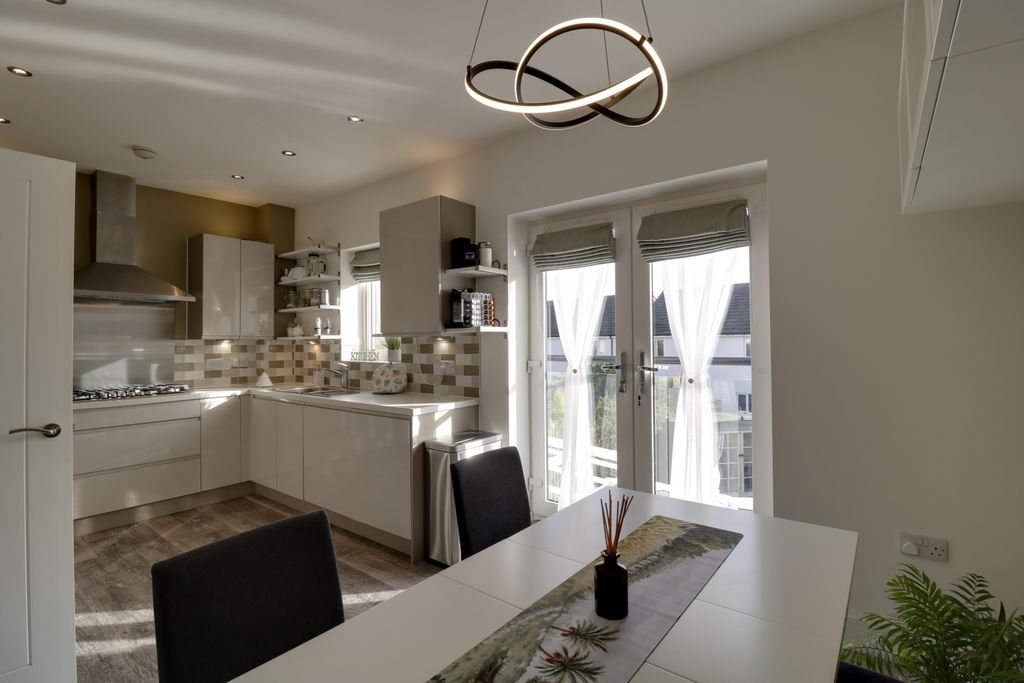 Property photo 1 of 20 Kitchen A
