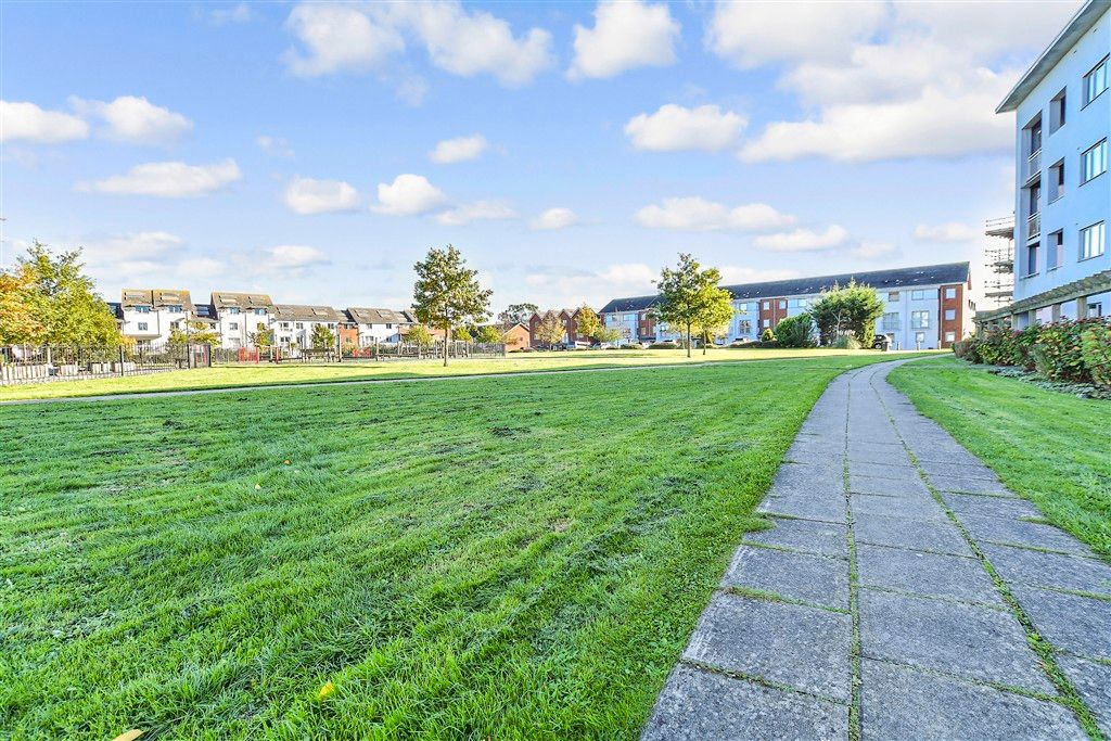 Property photo 2 of 14 Surrounding Area