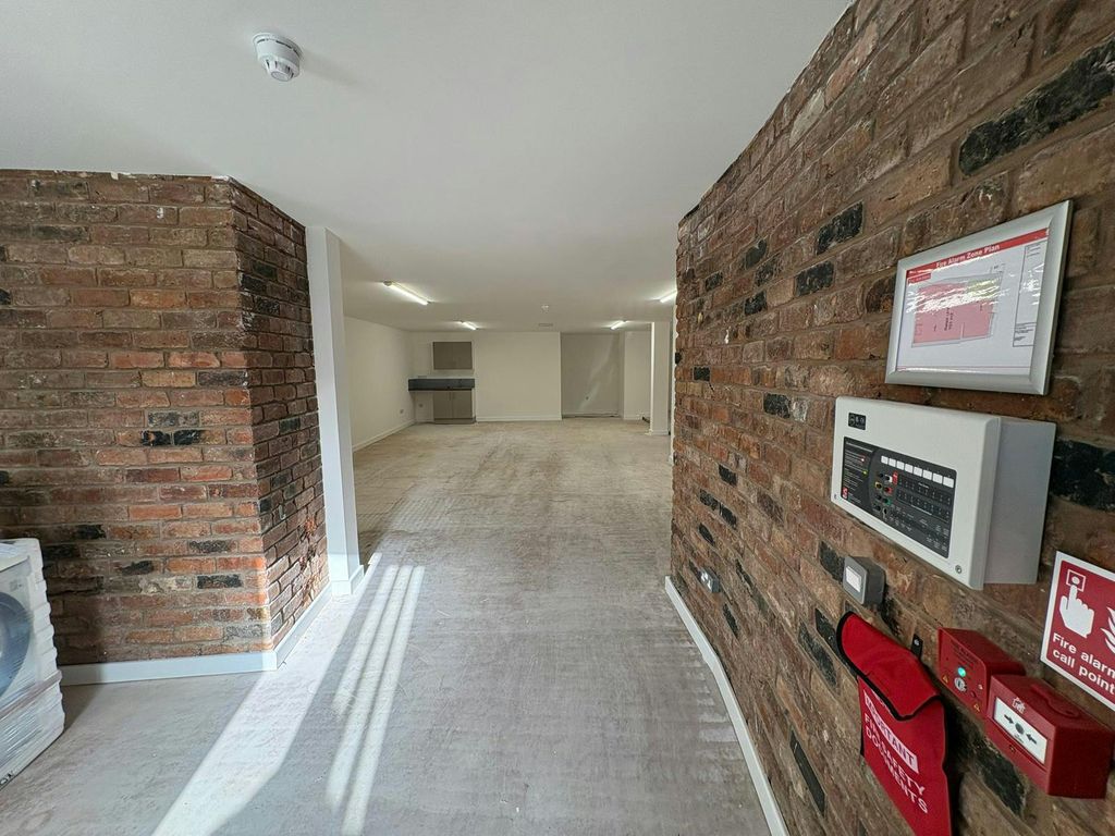 Property photo 3 of 13 Photo-2026-04-10-11-48-52.Jpg