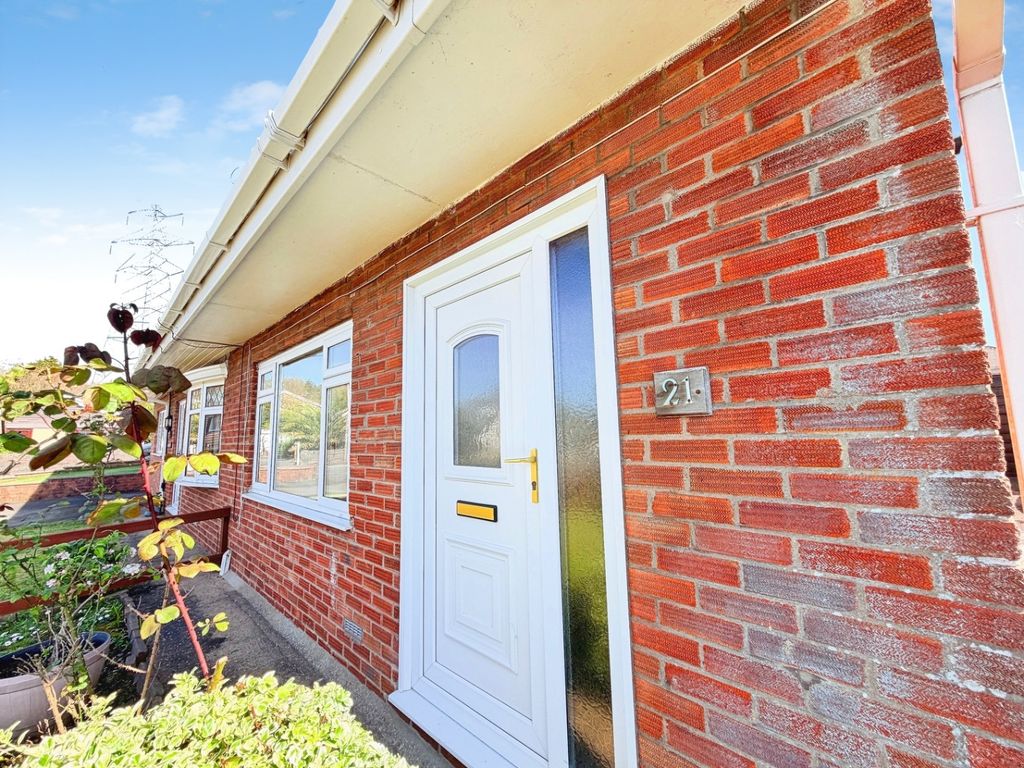 Property photo 3 of 27 4403097