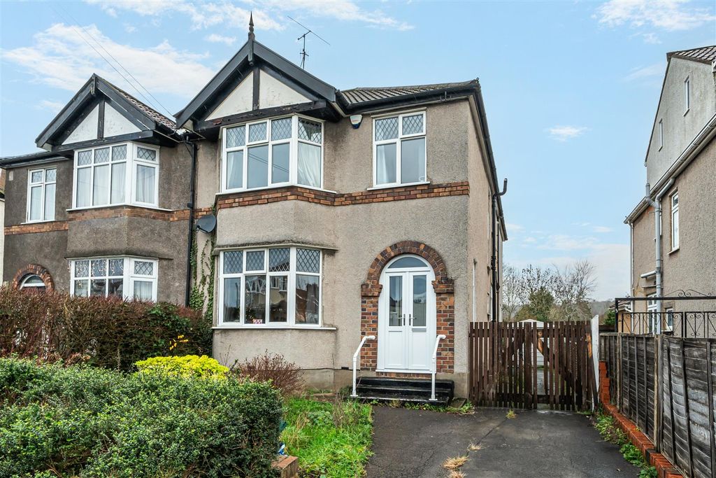 Property photo 1 of 19 1386476-19-6942Cbbe1A7c1.Jpg