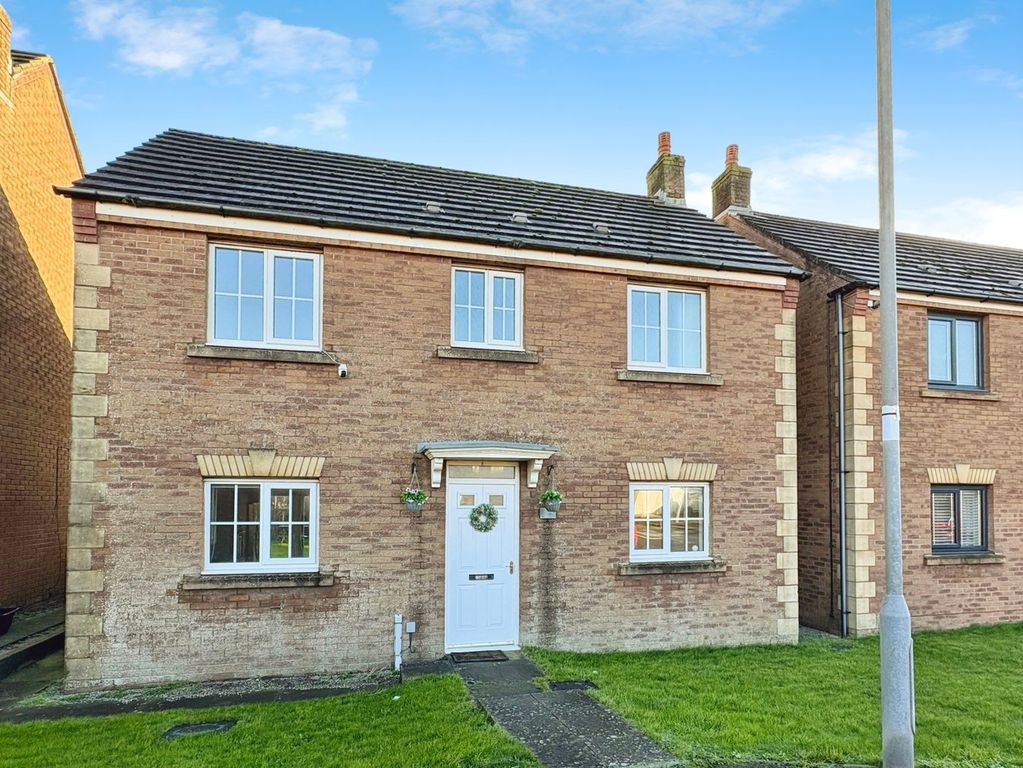 Property photo 1 of 28