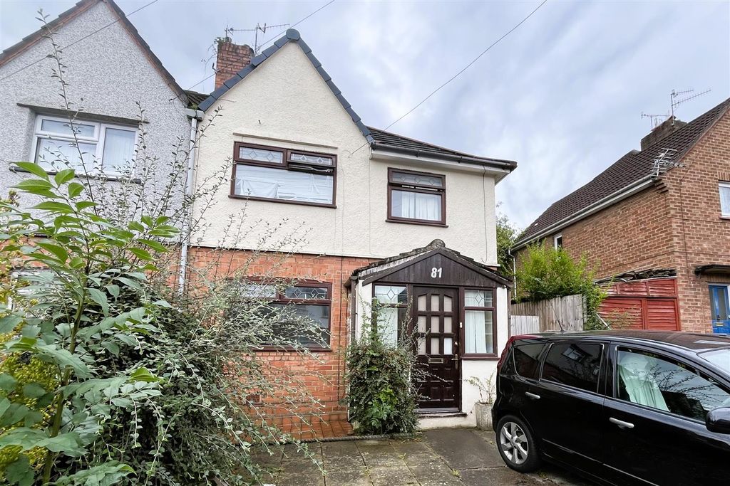 Property photo 3 of 20 81 Glyn Vale, Bedminster, Bristol Bs3 5Je | Freeho