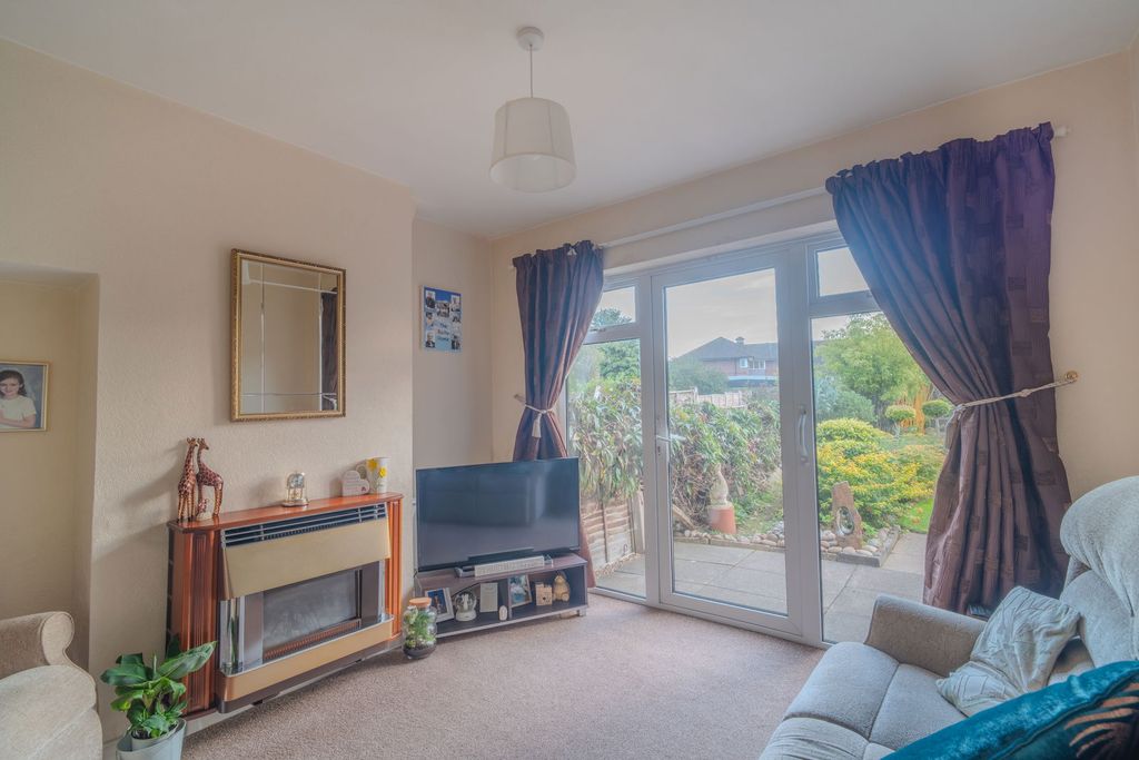 Property photo 3 of 13