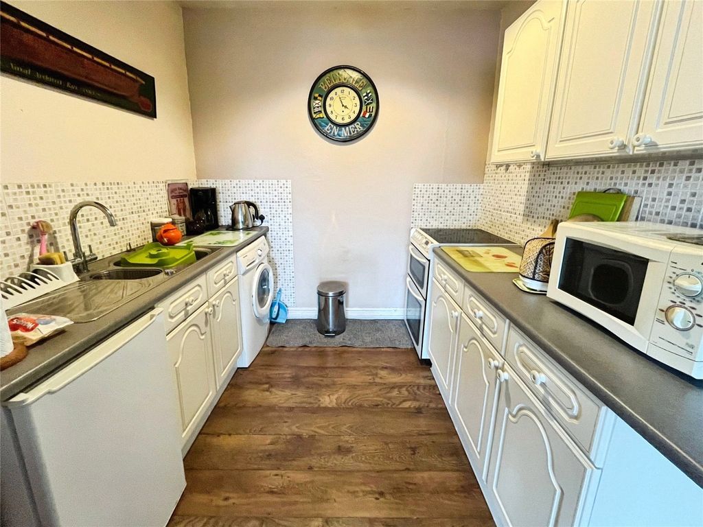 Property photo 3 of 10 Picture No. 08