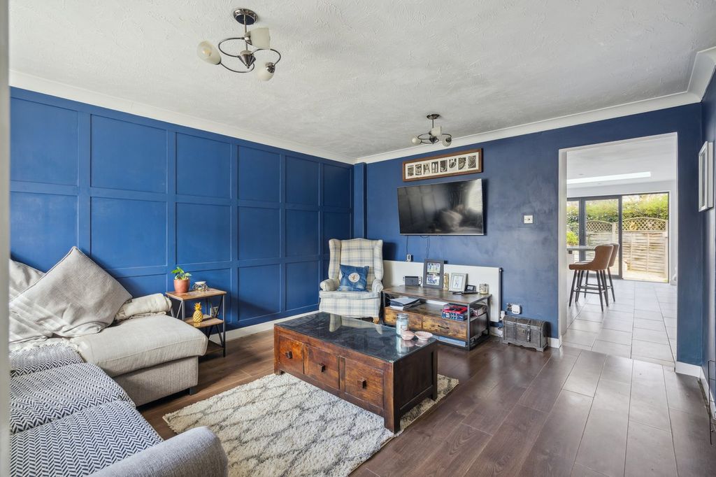 Property photo 1 of 29