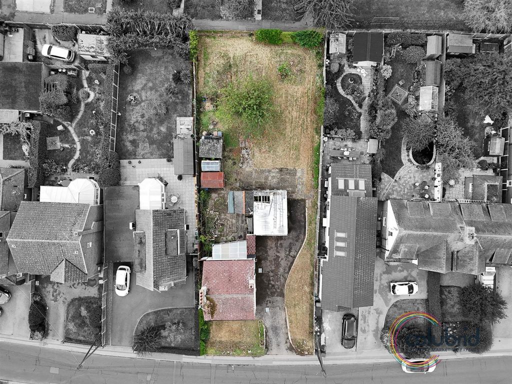 Property photo 3 of 21