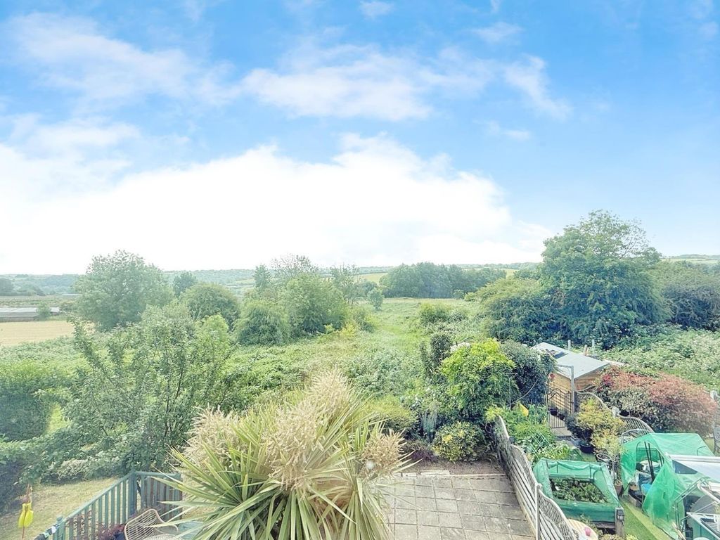 Property photo 3 of 19 Elevated Views