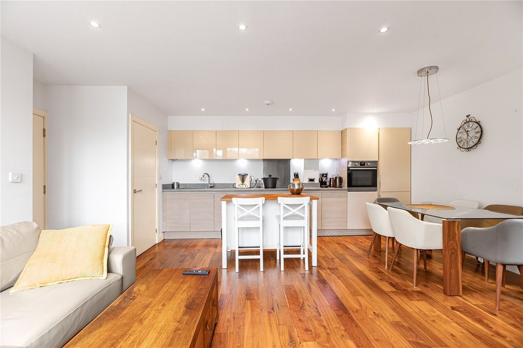 Property photo 3 of 14 Picture No. 08