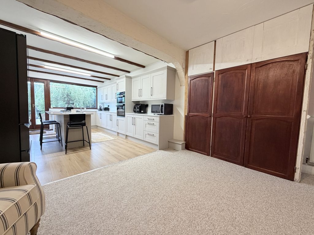 Property photo 3 of 22 Img_7265