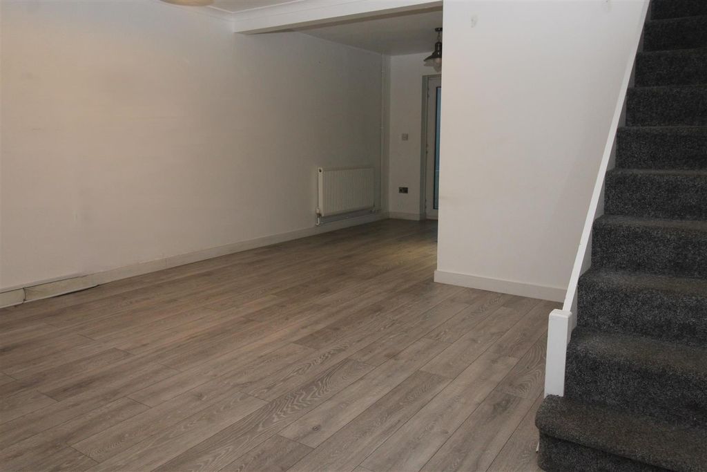 Property photo 2 of 10 Img_4181.Jpg