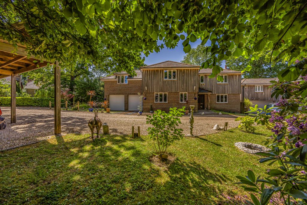 Property photo 1 of 43 Kingswood House, 27B Queens Road, Waterlooville-Sm