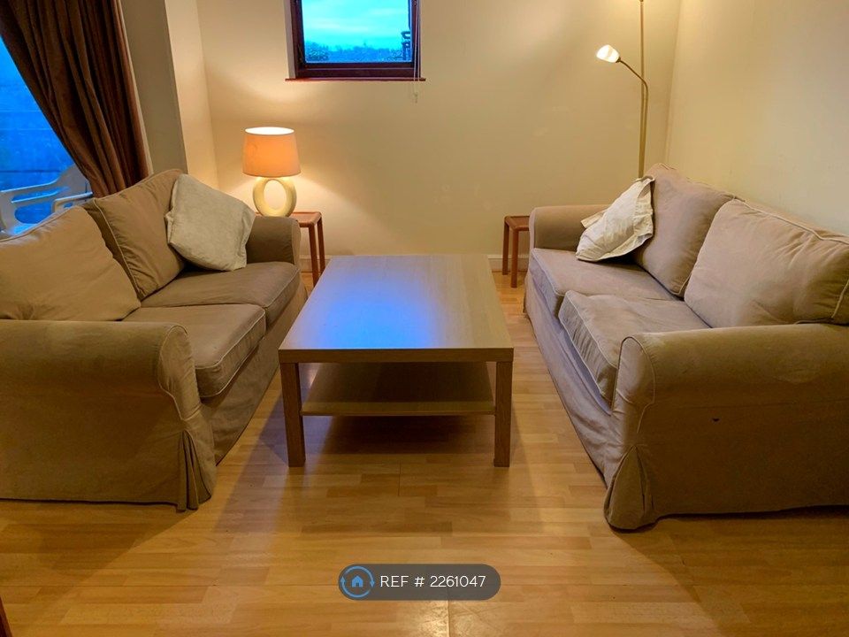 Property photo 3 of 6