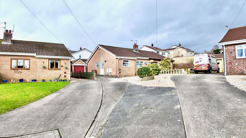 Additional image 6 of 2 bed semi-detached bungalow for saleRaglan Close, Blackwood NP12