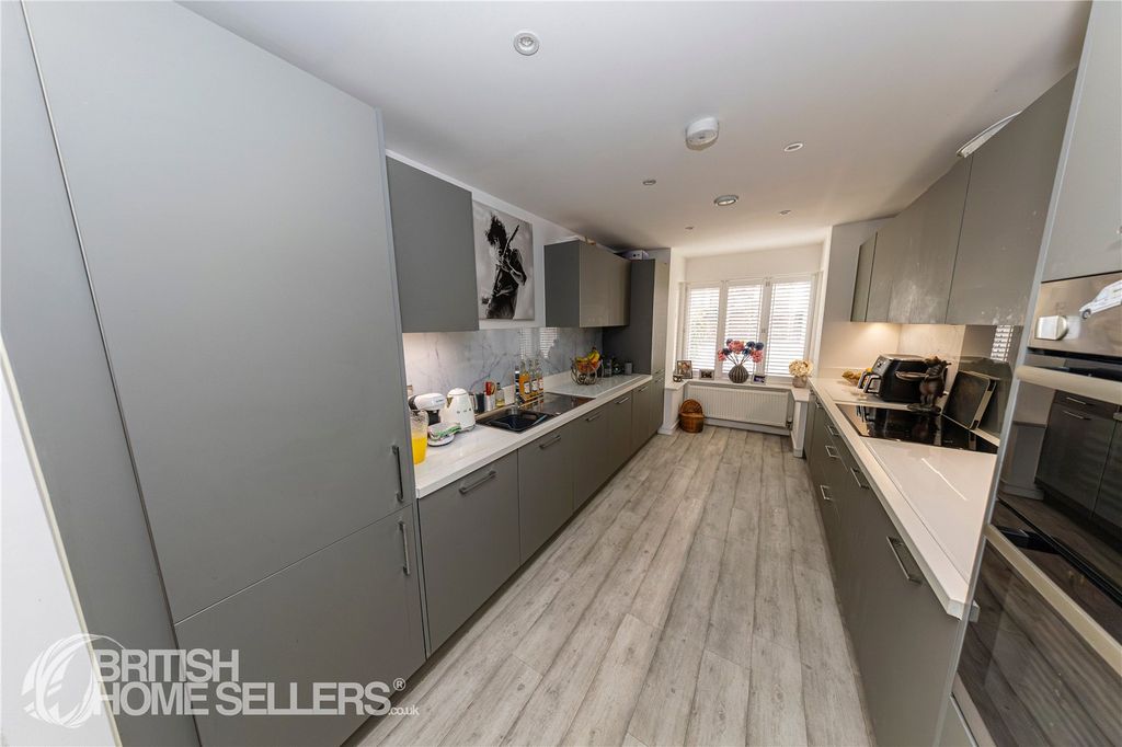 Property photo 2 of 40 Picture No. 40