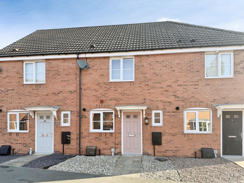 Property photo 1 of 8 Navy Close, Burbage