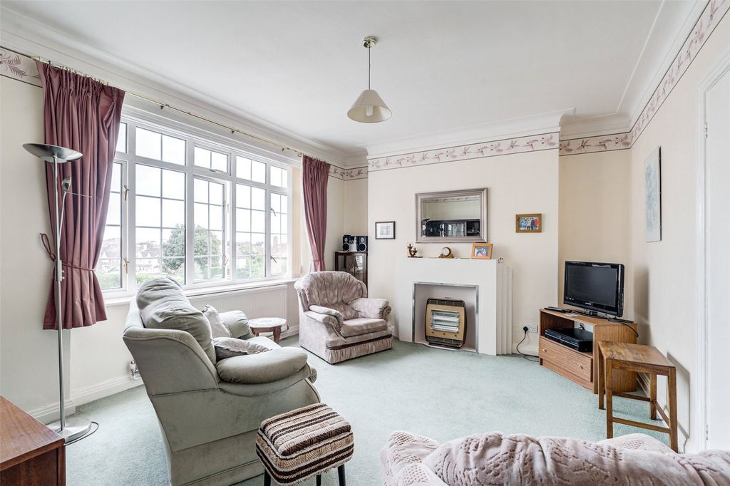 Property photo 2 of 12 Picture No. 05