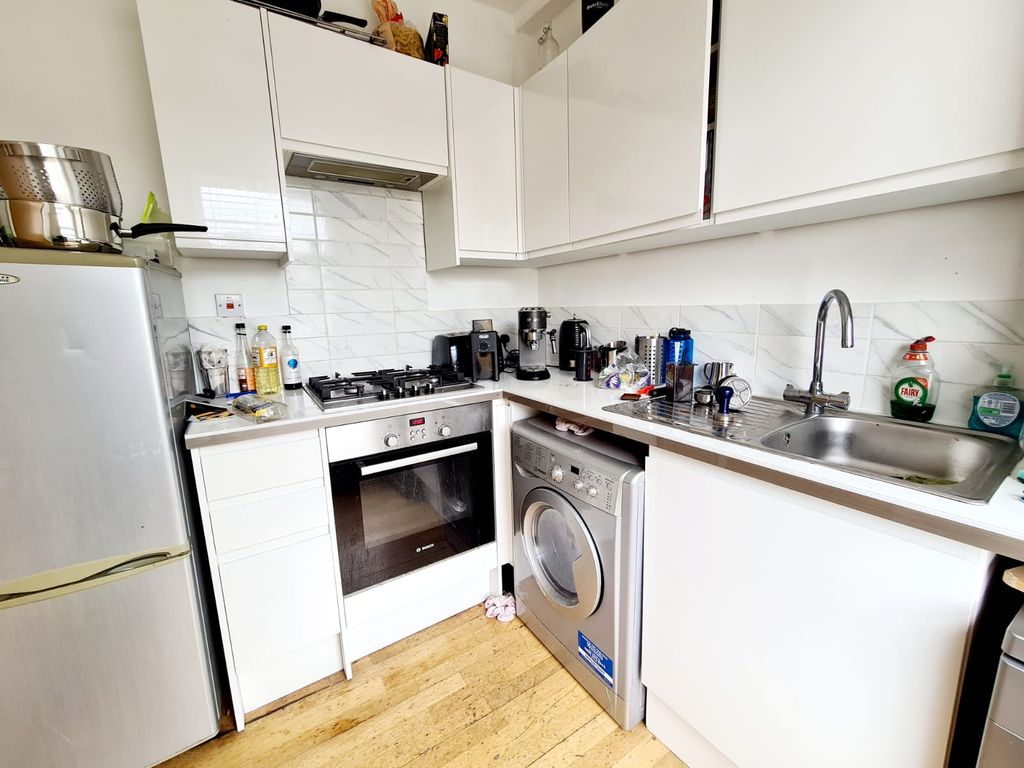 Property photo 3 of 5