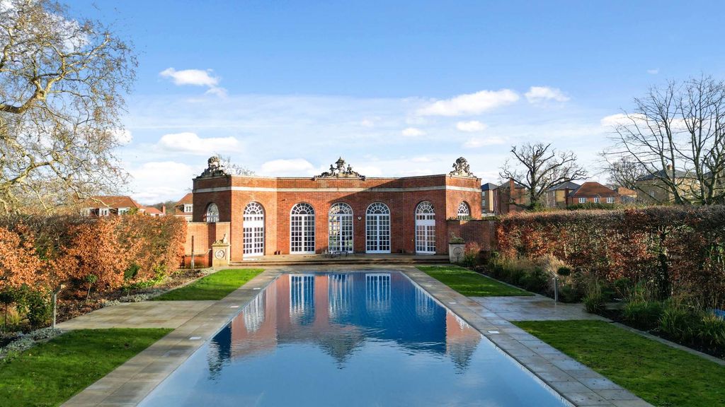 Property photo 1 of 30