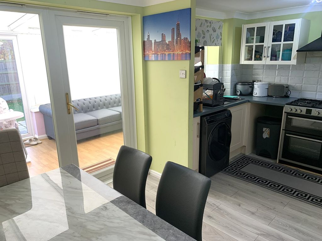 Property photo 3 of 19 Picture No. 10