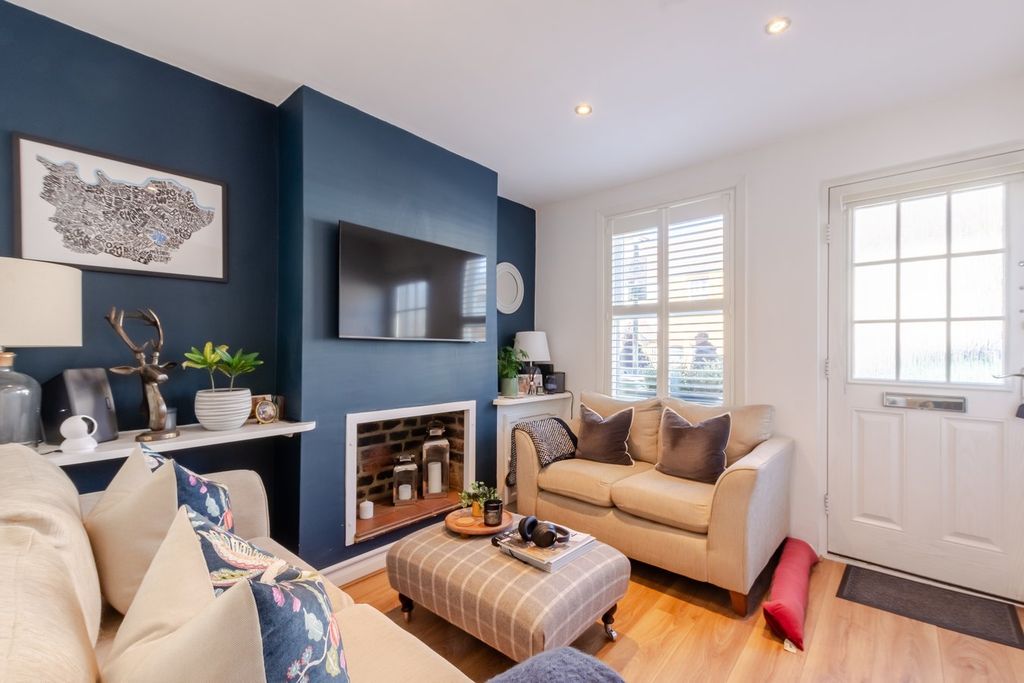 Property photo 2 of 12