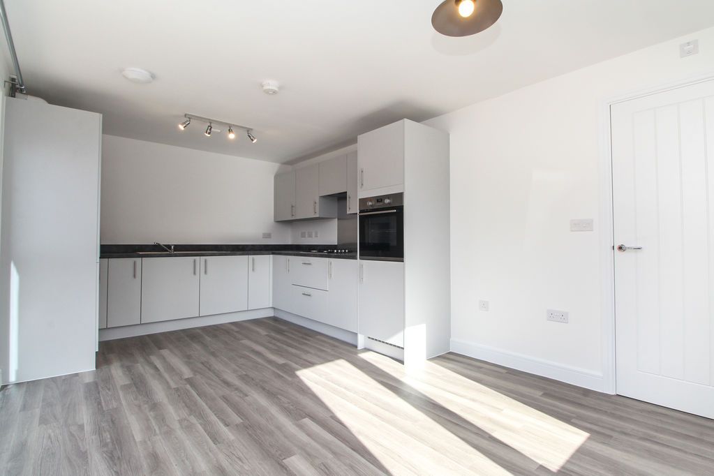 Property photo 2 of 18 Kitchen/Diner