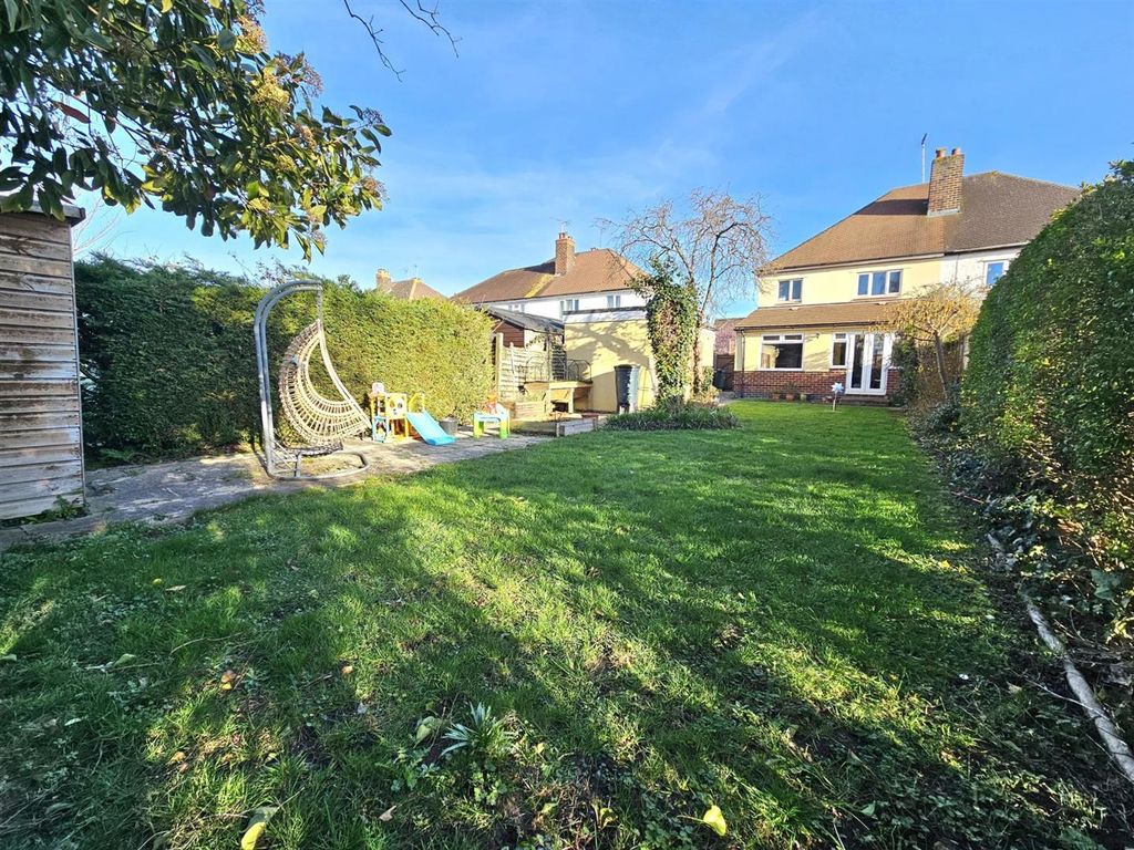 Property photo 3 of 15