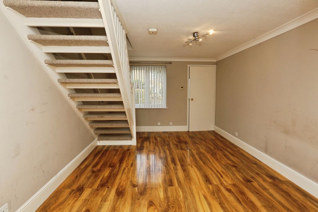 Property photo 3 of 14 Pbox-Img.Jpg