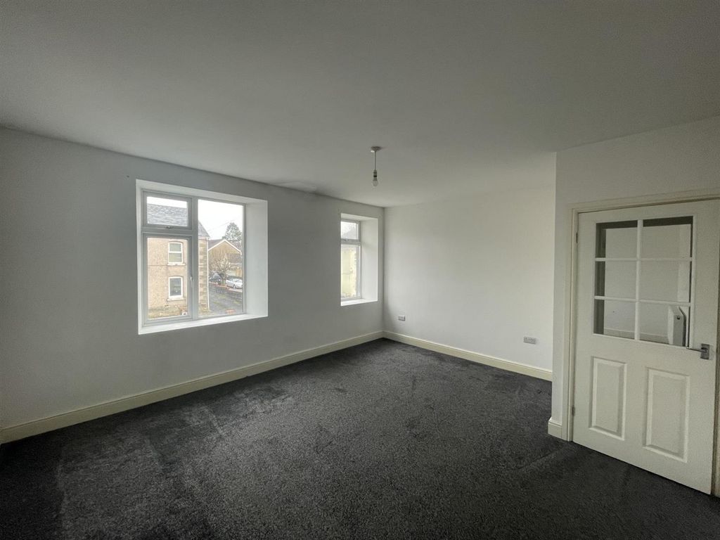 Property photo 2 of 9 Img_1509.Jpeg