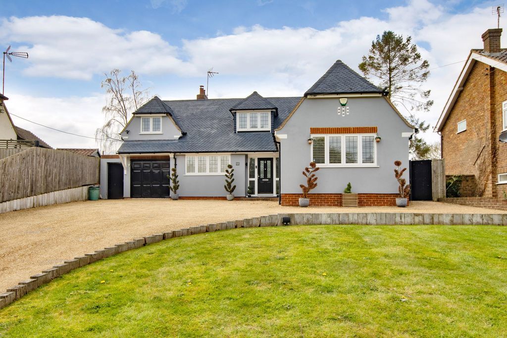 Property photo 1 of 26