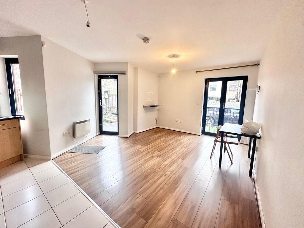 Property photo 1 of 9 Open-Plan Reception