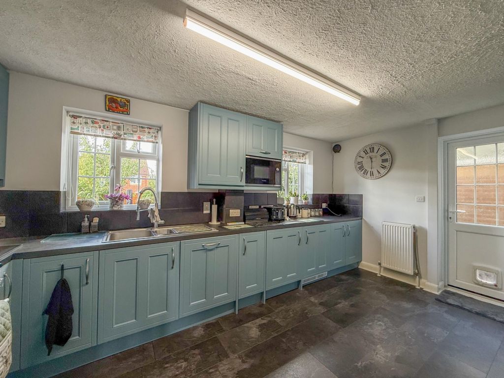 Property photo 3 of 24 4513397