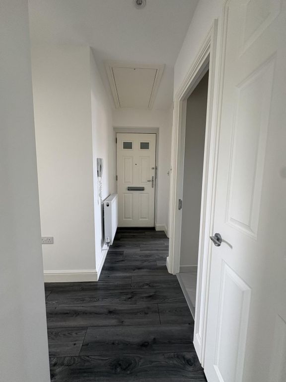 Property photo 3 of 13 Gallery