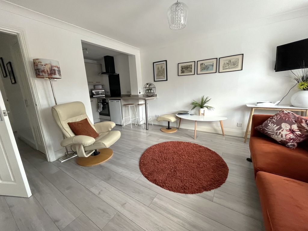 Property photo 1 of 10 Image