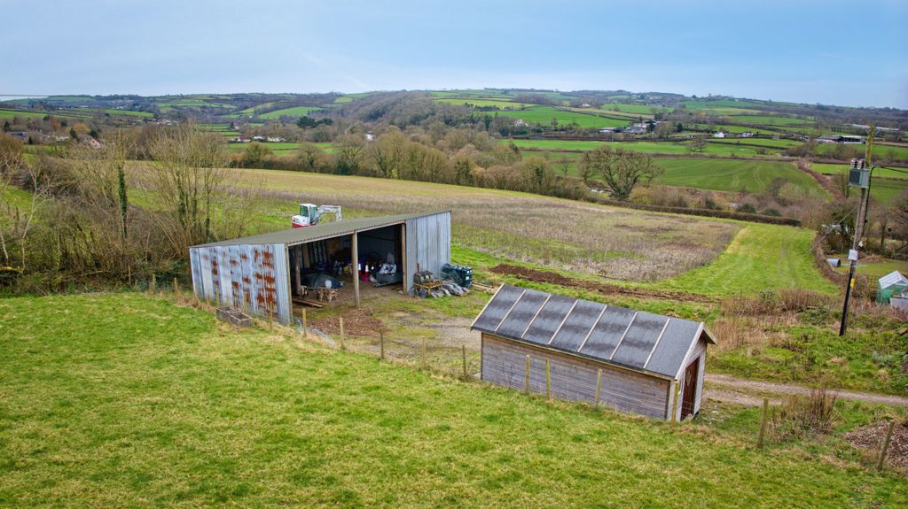 Property photo 3 of 9