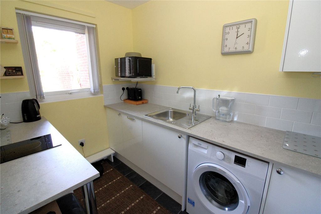 Property photo 3 of 12 Picture No. 04